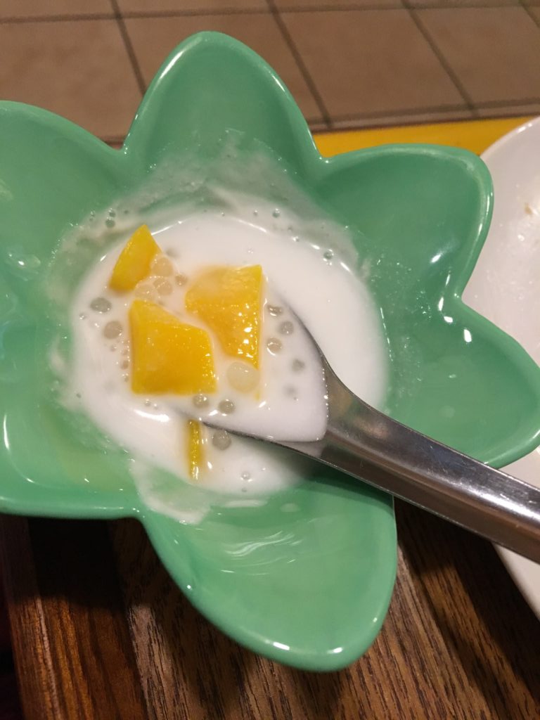 大阪カオマンガイカフェ
