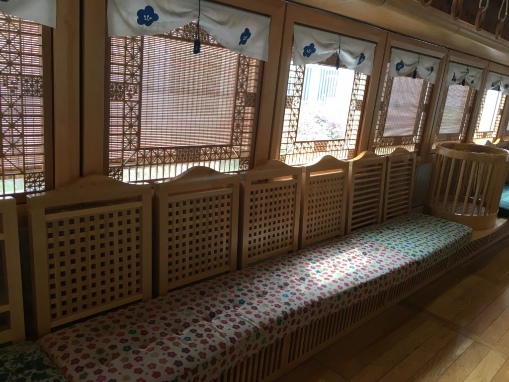 うめぼしでんしゃ