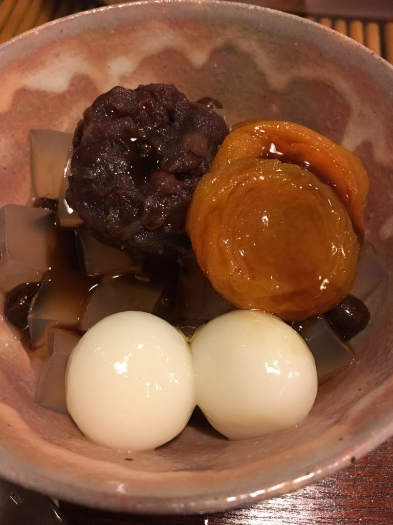 京のちいさなあんみつ屋　みつばち
