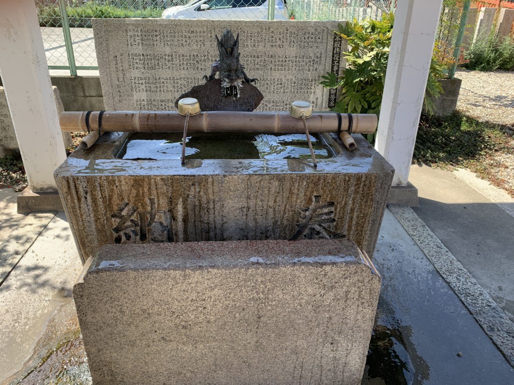 姫嶋神社の手水舎