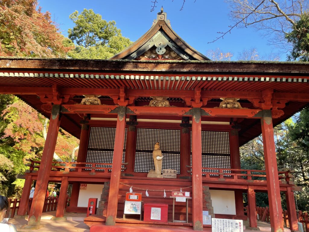 談山神社 東殿(恋神社)