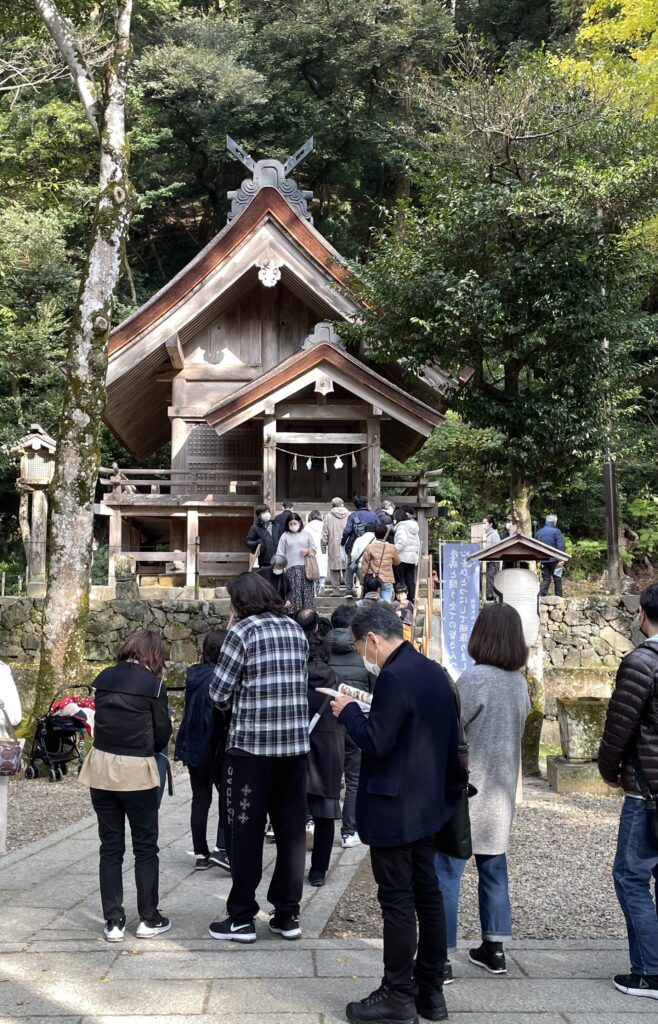 出雲大社 素鵞社(そがのやしろ)